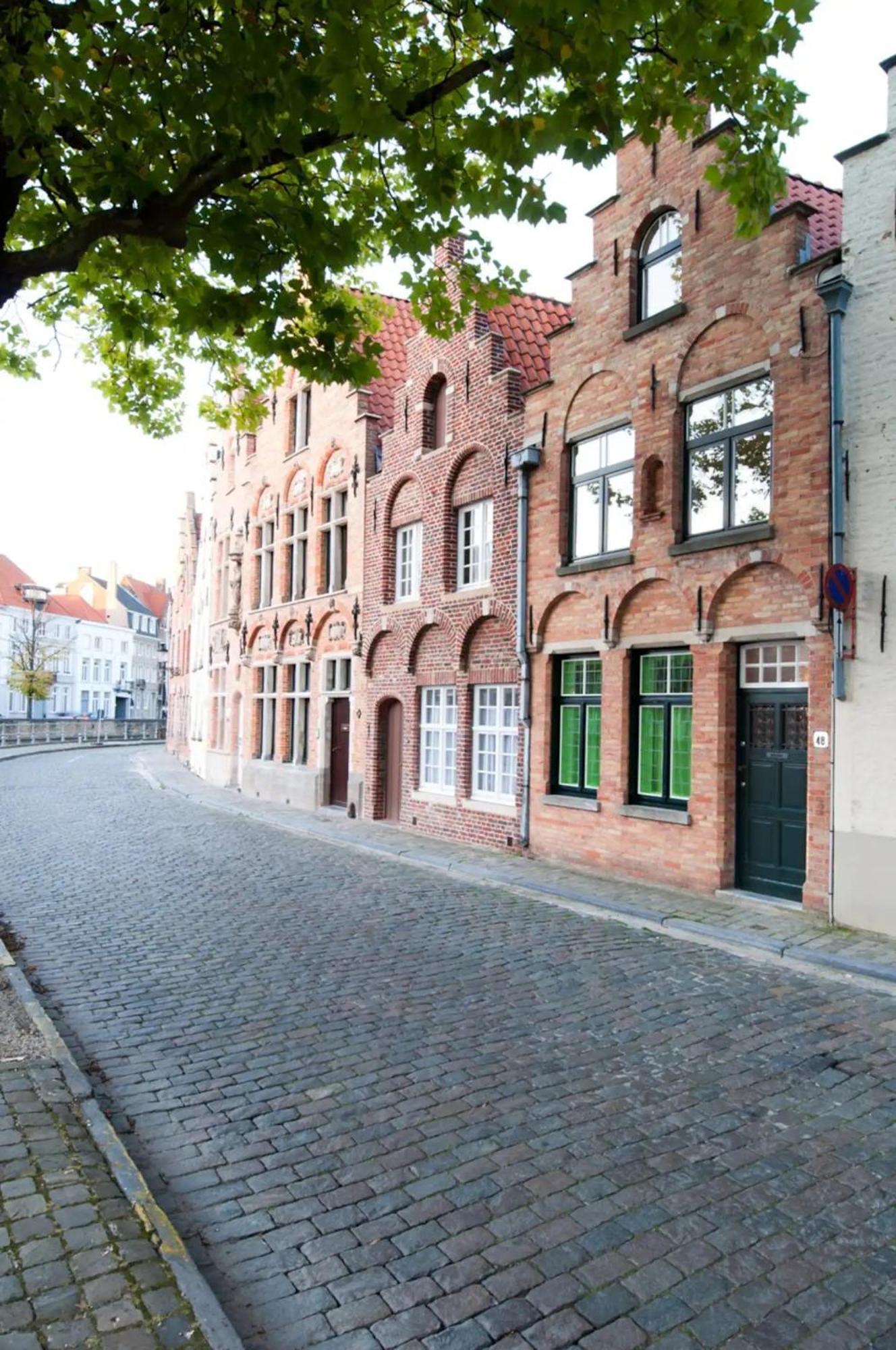 Brugse Charme Huis Met Tuin Aan Het Water 8P Bruges Luaran gambar